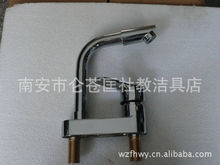 深耕五金水暖 探访南安市仑苍匡社教洁具店的焊接龙头与花洒配件之路